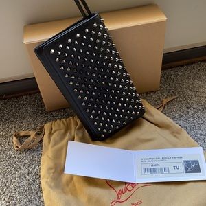 CHRISTIAN LOUBOUTIN PARIS W MACARON WALLET CALF P/SPIKES - black/gun metal